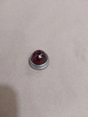 Dialight -- 103-3101-05-103B -- красный индикатор  - Изображение 1 из 2