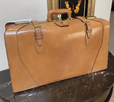 Vintage 1940's Canada's McBrine Baggage Travel Genuine Cowhide Suitcase Luggage - Image 1 of 4