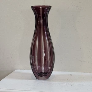 Purple Amethyst Tear Drop Cut Clear Lines Clear Bottom Vase 8” Tall - Picture 1 of 14