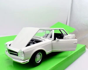 Coche Escala 1:24 Mercedes Benz 230 SL Blanco Diecast Automodelismo - Imagen 1 de 4