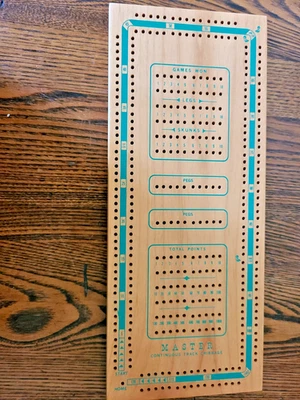 Hardwood Cribbage Board Master Continuous Track 12 Pegs Crestline  #115  Nice! - Image 1 of 4