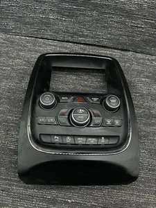 New OE 2018-2020 Dodge Durango Center Stack / A/C Heater Controls 68333643 - Picture 1 of 3