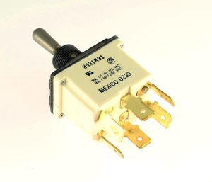 New Eaton 8531K31 Full Size Toggle Switch DPDT 18A 125V 18 Amp Quick Connect - Picture 1 of 1