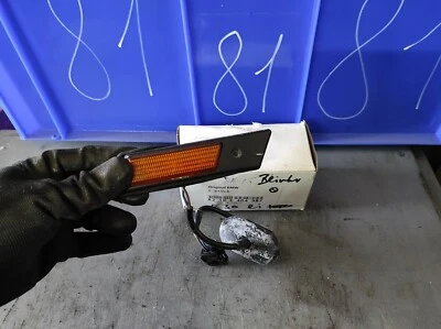 Indicatore di direzione laterale sinistro originale nuovo BMW Serie 3 E30 86-96 / 82199404387 - Immagine 1 di 4