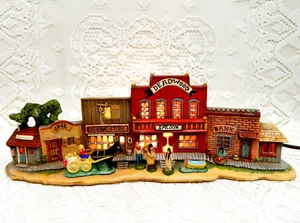 VTG DEADWOOD LIGHT Saloon BANK Jail STORE Barber WESTERN Hand Painted Ceramic - Picture 1 of 15