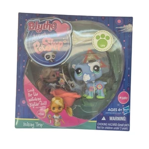 New Littlest Pet Shop 1850 Blue HIPPO Blythe HIKING TRIP GREEN Eyes G3 Last Set - Picture 1 of 2