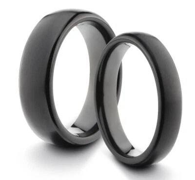 CONJUNTO DE DOS ANILLOS SUYA Y SUYA 6MM/4MM Titanio Negro Mate Ajuste Cómodo Alianza de Boda Foto 1 de 3