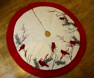 Large Xmas Tree Skirt 46" red & white w/Embroidery Cardinals Birds & Holly Berry - Picture 1 of 13