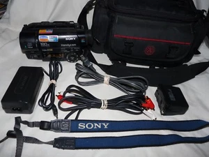 Sony CCD-TR416 HI8 8mm Video8 camera Camcorder VCR Player Video Transfer - Picture 1 of 5