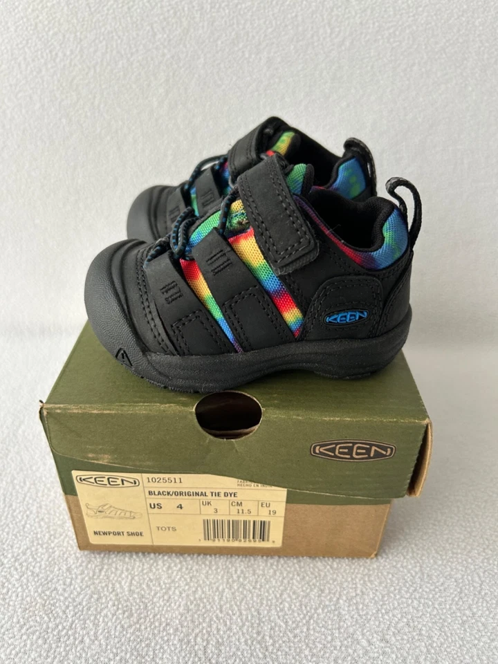 Keen 学步儿童鞋 Newport 黑色领带染料 4 码全新 — 第 1/4 张图片