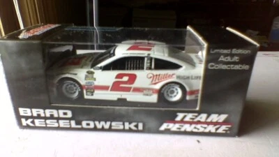 NASCAR 2015 #2 Brad Keselowski Miller High Life Darlington 1/64 acción diecast Foto 1 de 4