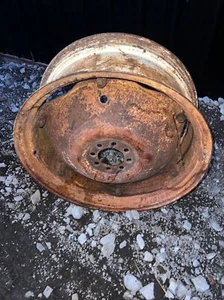 8N, NAA, 600,700,800 Etc 2000,3000, 4000 FORD TRACTOR Rim W/WHEEL CENTER 11x28 - Picture 1 of 8