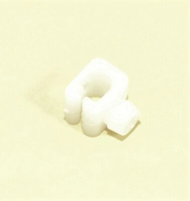 Sliding Door Lock Rod Guide Fits Volkswagen Vanagon 1980-1991 - Image 1 of 2