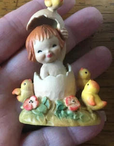 Colección Ferrandiz Tallas en Madera Niña en el Huevo Anri  - Imagen 1 de 8