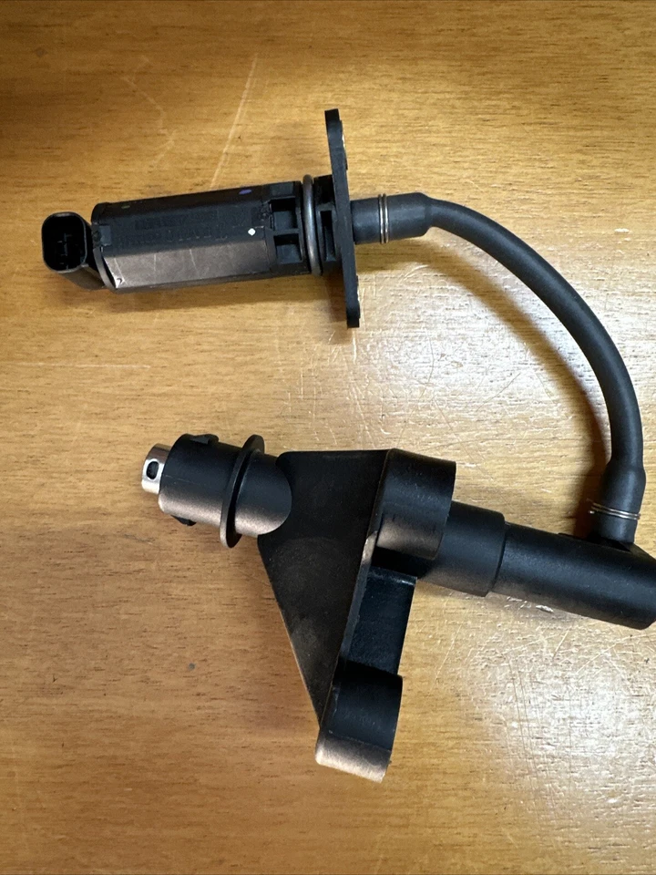 Transmisor de nivel de aceite genuino Mercedes 0061532728 Mercedes Benz E320 ML350 SL500 S500 Foto 1 de 4