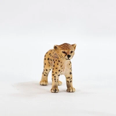 Figura de animal de juguete de safari africano Schleich Cheetah Baby Cub 2003 14327 Foto 1 de 4