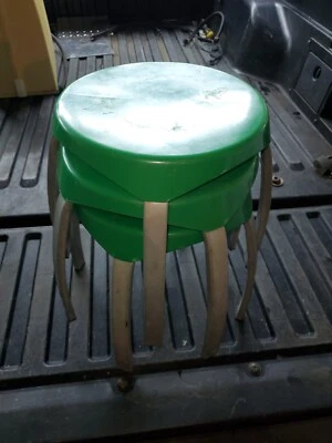 Vintage Samsonite Set 3 Kids Childrens Stacking Stools Green Plastic Metal Legs - Image 1 of 4