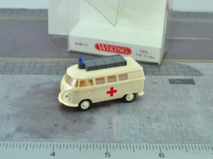 Wiking 032003 Volkswagen T1 Bus Van DRK Ambulance 1:87 HO Scale - Picture 1 of 2