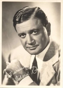 Foto abanico vintage de Richard Dix (1945) - Imagen 1 de 2