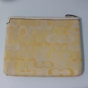 Coach Signature Zip Top Padded iPad/Tablet Kindle Sleeve Case Yellow Canvas - Picture 1 of 9