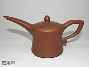 Yixing Zisha Teapot - Teapot of Cupid's Arrow 宜兴紫砂壶 - 丘比特之箭 - Picture 1 of 11