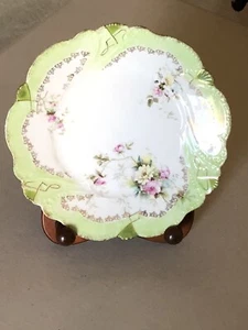VTG ROYAL VIENNA GERMANY PORCELAIN HAND PAINTED SCALLOPED EDGE PLATE 8” FLORAL - Picture 1 of 7