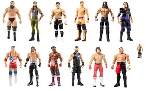 Action figure WWE Basic - Foto 1 di 69