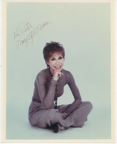 MARY TYLER MOORE Signed Autographed 8x10 Color Photo Show Dick Van Dyke Cover