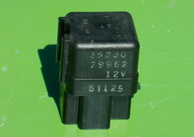 NISSAN 240SX 95-98 INSTRUMENT RELAY A/C 25230-79962 OEM SILVIA 180SX SKYLINE - Image 1 of 4