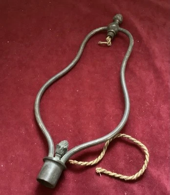 LYRE EN  Bronze  POUR LAMPE LUSTRE ,Occasion - Photo 1/4