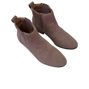 Jack Rogers Women's Liddy Stone Suede Scallop Chelsea Ankle Waterproof Bootie 9 - Picture 1 of 7