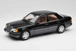 183950 Mercedes 230E W124 Cerchi AMG Neri Edizione Limitata Norev 1/18 - Foto 1 di 12