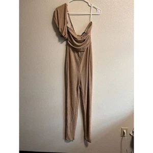 NWT Metallic One Shoulder Sleeveless Jumpsuit Size XS Club Night Out Clubbing - Picture 1 of 5
