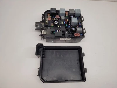 Chevrolet Trax 2018-2021 caja de fusibles motor VIN B octavo dígito Opt Luv 42624875  Foto 1 de 4