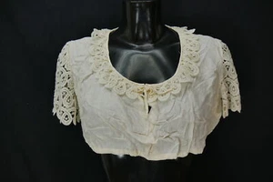 Gr.46 Dirndlbluse creme Bluse für Dirndl Baumwollmischung Spitze B10559 - Bild 1 von 4
