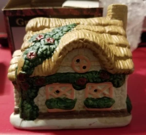 Hand Painted Porcelain Tea Light House - Picture 1 of 6