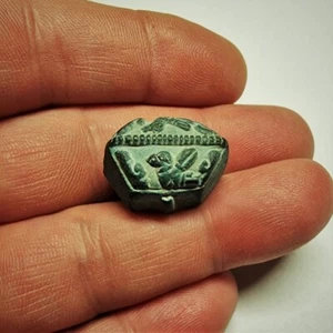 Ancient Bronze Artifact MATRIX UNIQUE - Picture 1 of 8