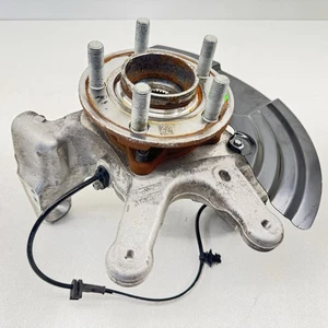 24-25 FORD MUSTANG GT PASSENGER RIGHT REAR SPINDLE KNUCKLE HUB BEARING OEM - Picture 1 of 12