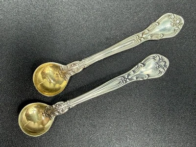 Par de cucharas de sal de plata de ley Chantilly by Gorham de 2 3/4" sin mono Foto 1 de 4