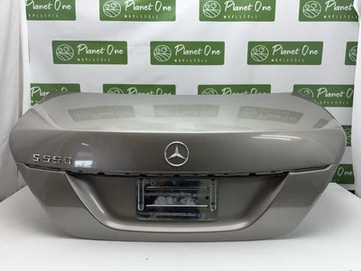 Pintura de carcasa de tapa de maletero Mercedes-Benz S550 2007-2013: 723 OEM Foto 1 de 4