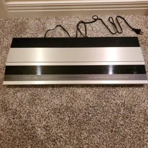 Vintage Bang & Olufsen Beomaster 3000 Stereo Receiver Amplifier, Powered On - Picture 1 of 24