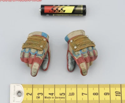 Figura Hands B for Blitzway BW-UMS 11801 Hunters White Ghost escala 1/6 Foto 1 de 2