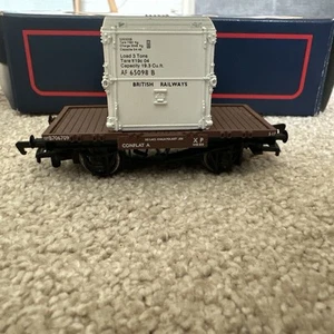 Bachmann Conflat Wagon with AF Container (White) BR 33-328 - Picture 1 of 4