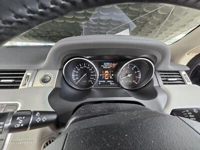 RANGEROVER EVOQUE INSTRUMENT CLUSTER PETROL, 2.0, AUTOMATIC, L538, 11/11-01/19 - image 1 of 4