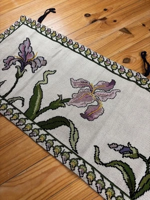 Chemin de table français vintage 1900, broderies canevas, tissu, textile antique - Photo 1/4