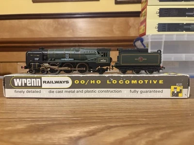 RARE WRENN W2269 4-6-2 BR REBUILT BATTLE OF BRITAIN 34053  LOCO “SIR KEITH PARK” - Image 1 of 4