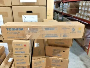 TOSHIBA GENUINE TFC28Y YELLOW TONER ESTUDIO 3520C/3530C/4520C - Picture 1 of 3