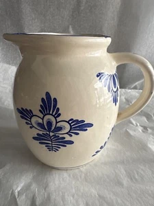 Vintage Delft Style Ceramic Pottery Pitcher Vase Blue Off White 6.5" Tall - Picture 1 of 9