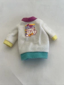 Vintage Barbie Doll White Shirt Soft With Teddy Hear And Hearts (A100) - Picture 1 of 14