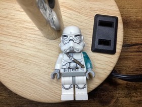 Lego Star Wars Yoda Chronicles 75051 Jek-14 Minifigure (sw0571)